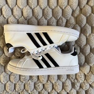 GRAND COURT 2.0 SHOES